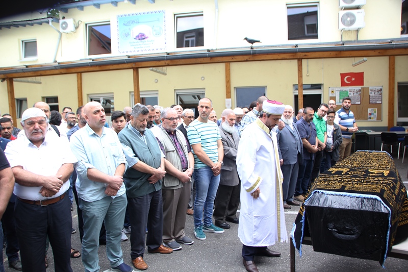 Karlsruhe Milli Görüş Kurucularından Namık Dilaver Vefat Etti