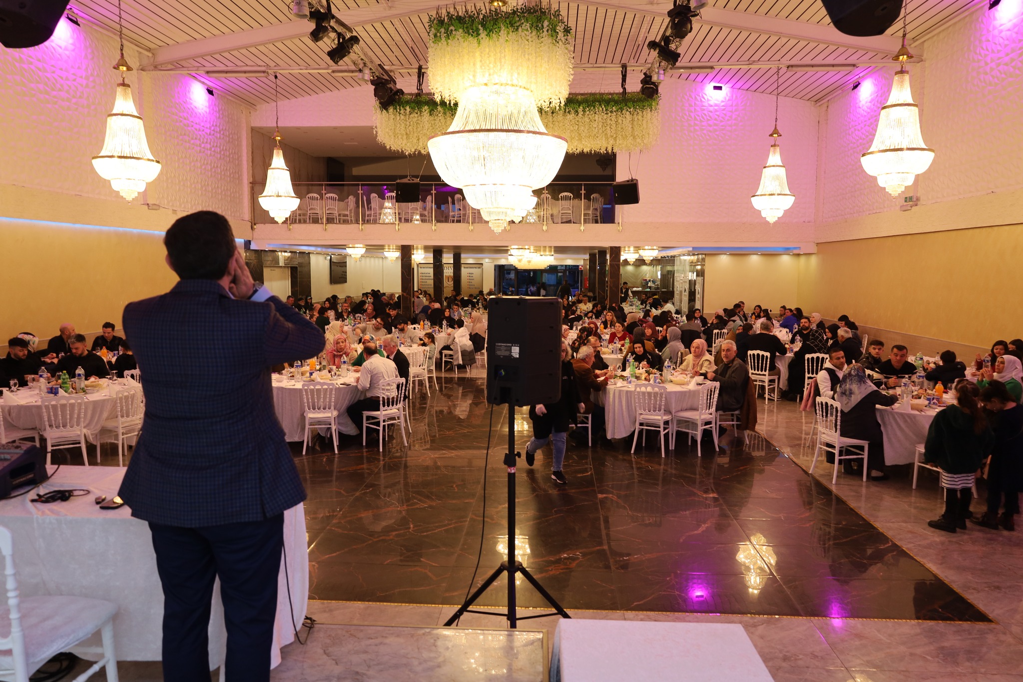 DİTİB Merkez Cami Karlsruhe, iftar sofrasında buluşturdu