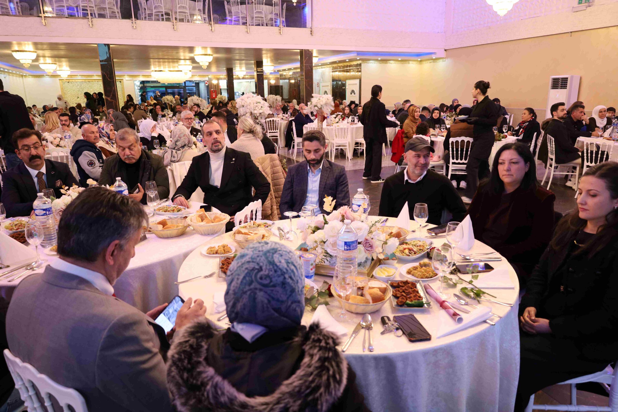 Levent Yıldız,’ Bu cami hepimizin evidir ve hepimizin emanetidir’