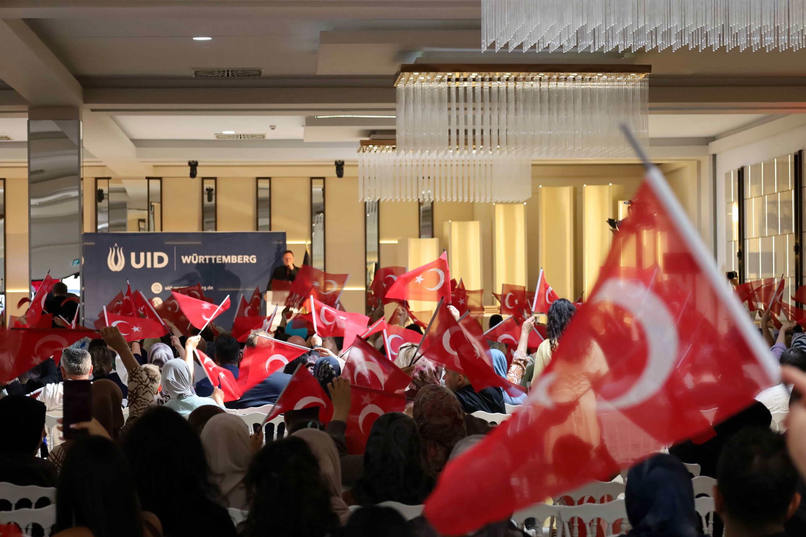 Stuttgart’ta 15 Temmuz Demokrasi ve Millî Birlik Günü Anıldı